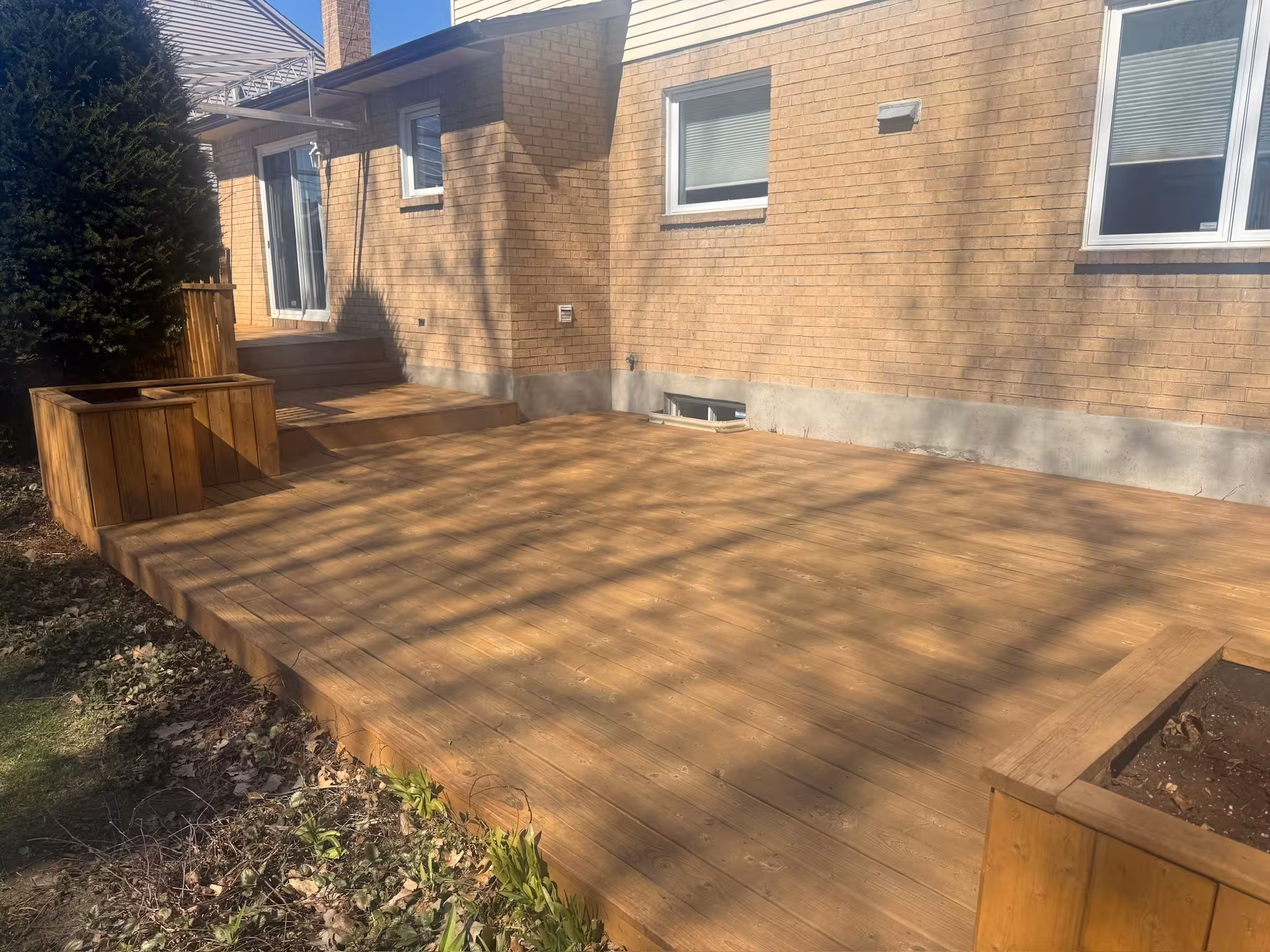 Deck stained with Natural Cedartone